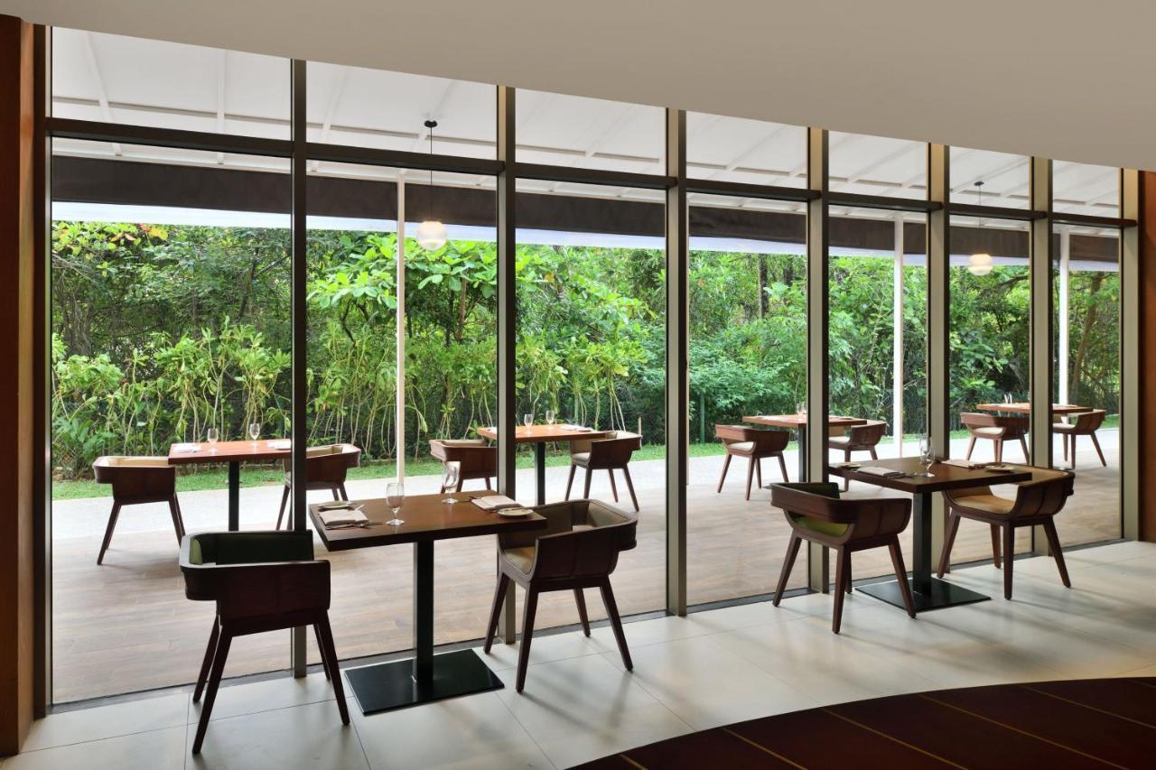 Sheraton Kosgoda Turtle Beach Resort Exterior foto