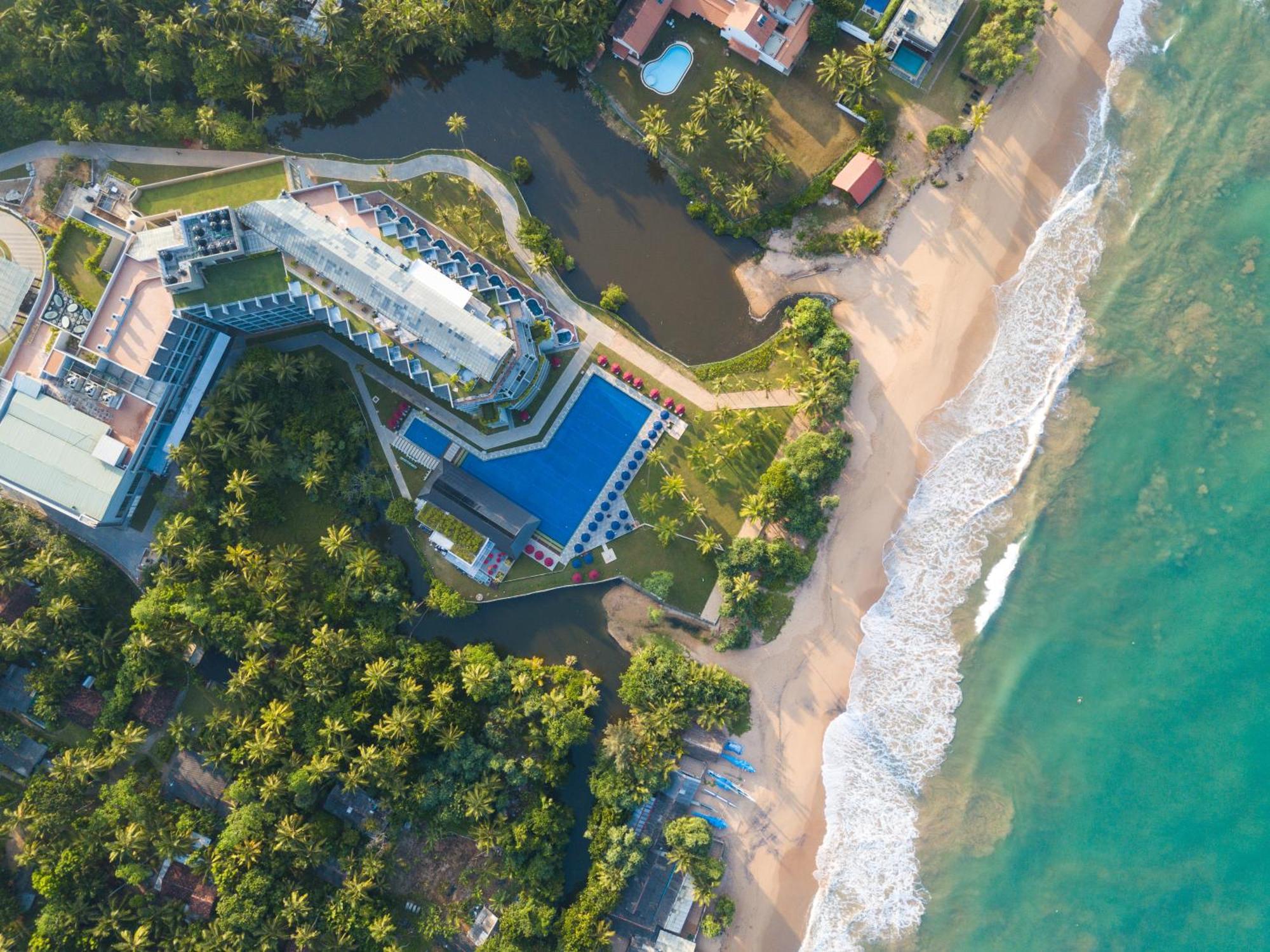 Sheraton Kosgoda Turtle Beach Resort Exterior foto